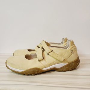 🌹🌹Timberland Sneakers Shoes Smart Comfort Muted Yellow Womens 8 Leather🌹🌹